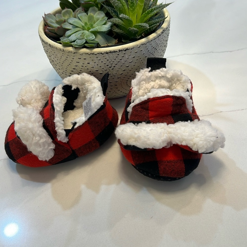 Cute baby slippers